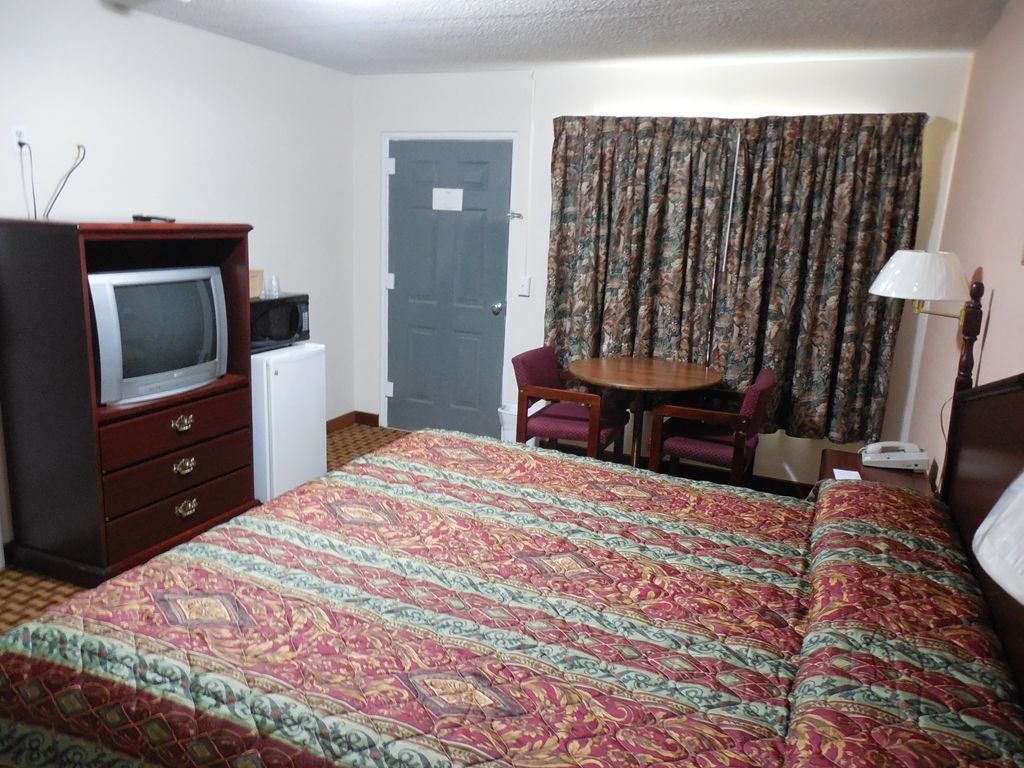 River Heights Motel Crump Room photo